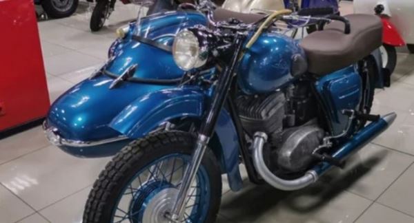 Блогер рассказал об интересном музейном мотоцикле ИЖ-Планета