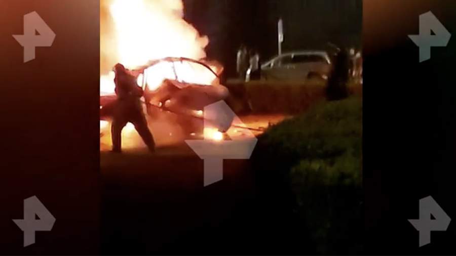 Водитель врезался в стелу и заживо сгорел в Нижегородской области<br />
