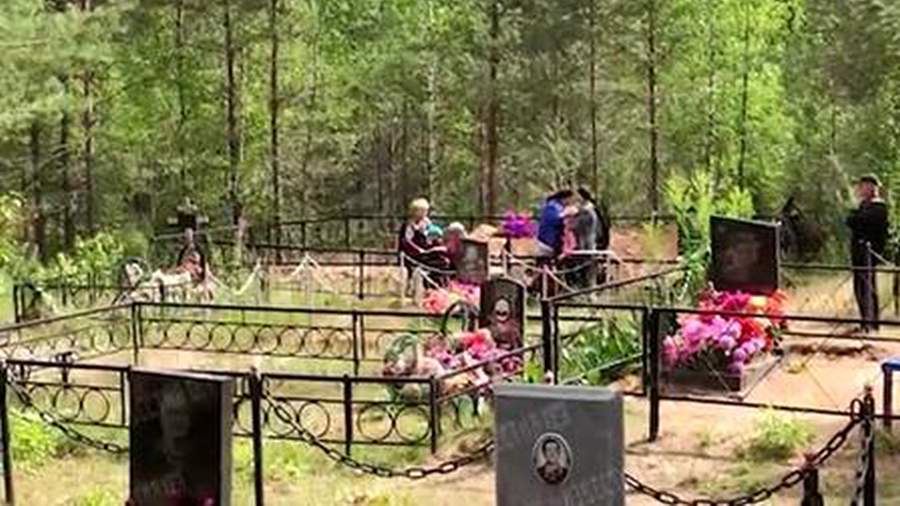 Под Вологдой похоронили сбитых студенткой в Москве детей<br />
