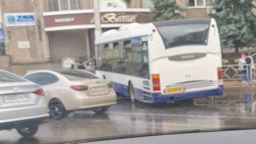 Два человека пострадали в ДТП с автобусом в Липецке<br />
